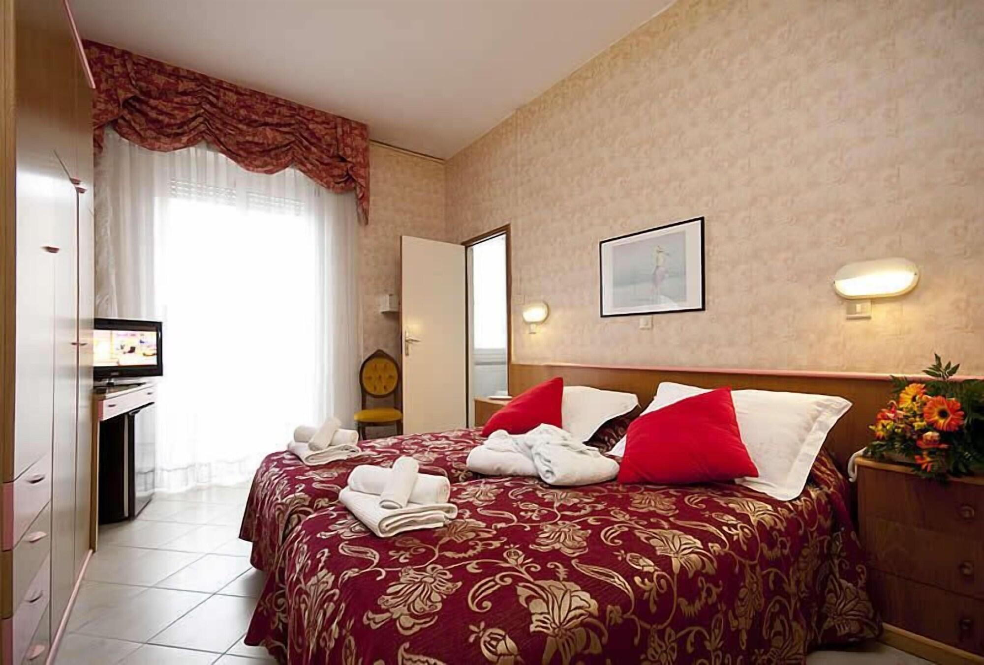 Hotel Spiaggia Marconi 리미니 외부 사진