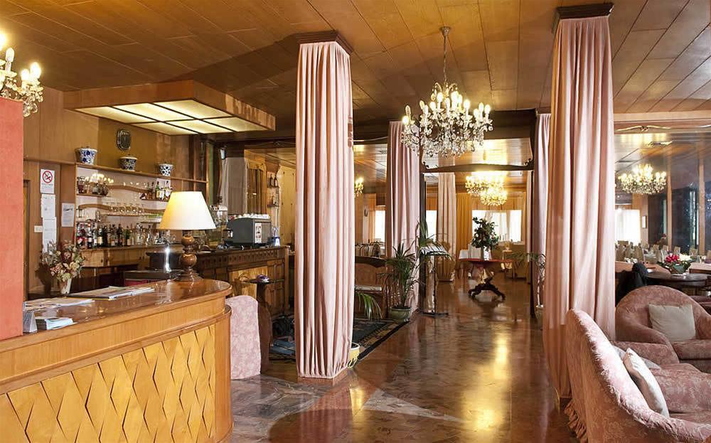 Hotel Spiaggia Marconi 리미니 외부 사진