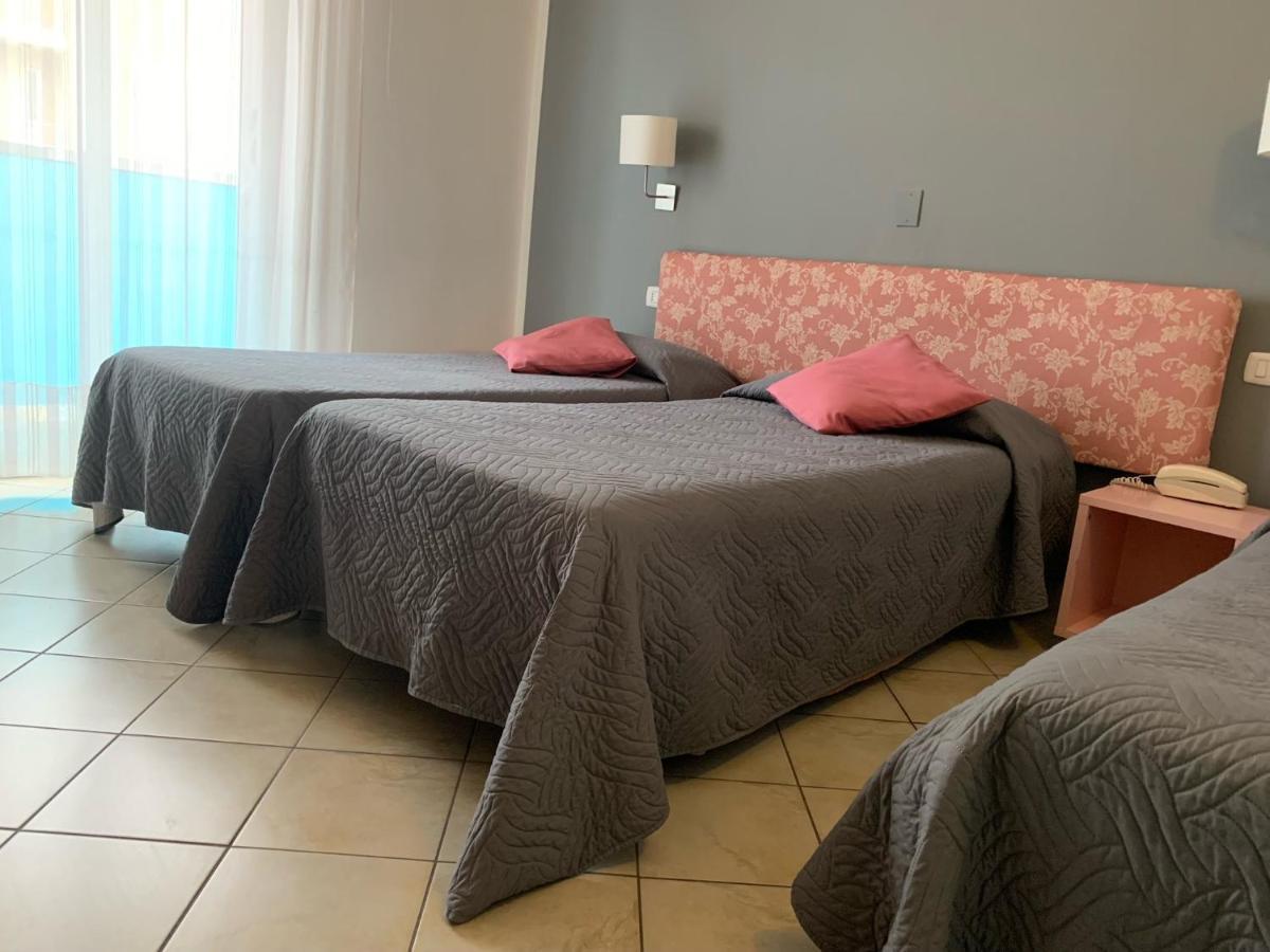 Hotel Spiaggia Marconi 리미니 외부 사진